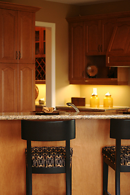 포토 JPG 해외이미지 디자인 가구 의자 주택 사람없음 내부 목재 주방 바 먹기 계산대 오르기 리빙 해외포토 나무 생활용품 재료 모션 건물 파일형식 이미지허브