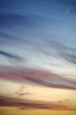 포토 JPG 해외이미지 구름 계절 백그라운드 패턴 자연 하늘 바람 날씨 풍경 사람없음 야외 여름 파란색 빛 햇빛 뷰티 우주 환경 어둠 희망 힘 침묵 황혼 일몰 회색 광선 흰색 야간 생태계 장면 폭풍 천국 흐림 내추럴 뇌우 해외포토 자연요소 감정 컬러 무늬 태양 노을 소리 파일형식 이미지허브