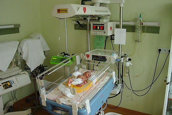 포토 JPG 해외이미지 병원 사람없음 아기 신생아 구출 테라피 산소 해외포토 의학 사람 뷰티 도움 원소 파일형식 이미지허브