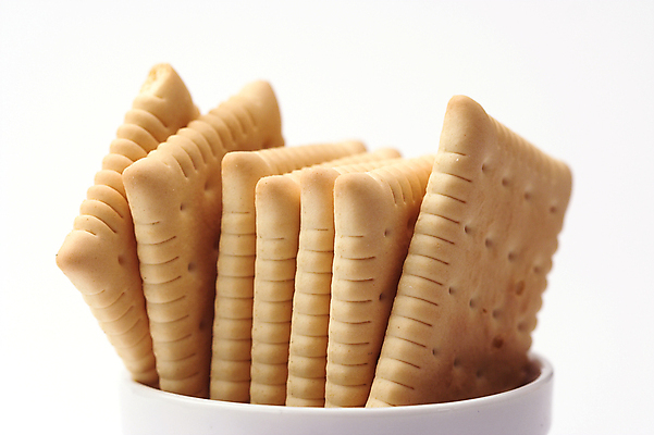 포토 JPG 해외이미지 그릇 실내 사람없음 크래커 흰배경 담기 해외포토 식기 백그라운드 모션 내부 쿠키 흰색 파일형식 이미지허브