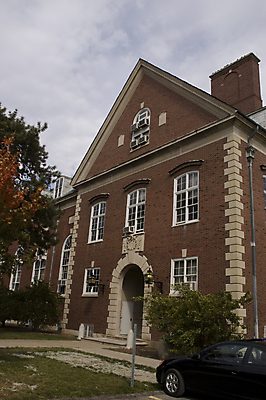 포토 JPG 해외이미지 교육 건축양식 벽돌 사람없음 건물 컬러풀 시설 대학교 체육관 해외포토 건축물 건축 컬러 학교 파일형식 이미지허브