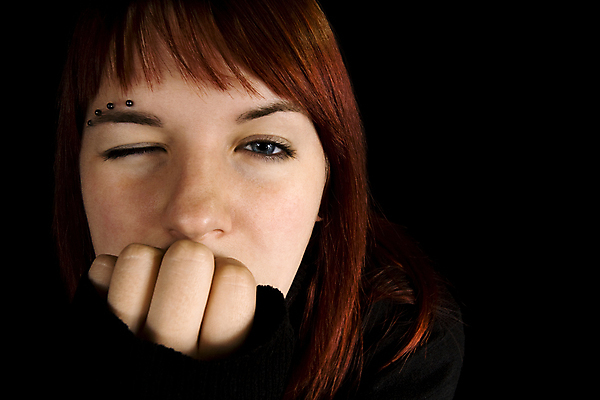 포토 JPG 해외이미지 백인 모델 응시 여자 딸 행복 생각 한명 소녀 10대 뷰티 아내 용기 결심 유혹 빨간머리 노려봄 사춘기 심각 해외포토 서양인 1 헤어스타일 그릇 시선 감정 어린이 컨셉 가족 청소년 표정 사람 파일형식 이미지허브