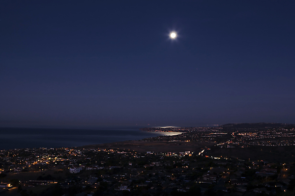 포토 JPG 해외이미지 사람없음 물 세트 반사 미국 달 야간 캘리포니아 화성 해외포토 자연요소 북아메리카 행성 파일형식 이미지허브