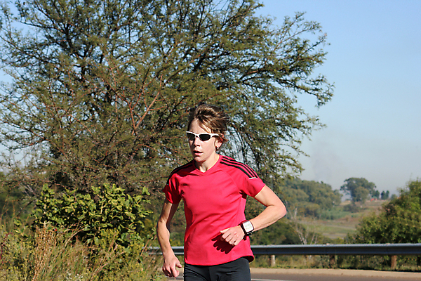 포토 JPG 해외이미지 라이프스타일 공원 여자 길 포즈 건강 한명 사람 성인 야외 빨간색 달리기 조깅 운동 하트 연습 속도 마라톤 달리기선수 적자 혼자 해외포토 모양 1 공공시설 컬러 모션 경기 생활 육상스포츠 육상선수 파일형식 이미지허브