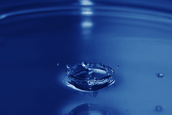 포토 JPG 해외이미지 물결 백그라운드 컨셉 표면 아이디어 사람없음 물 파란색 반지 원형 투명 분무기 충격 잔물결 터키석 스플래쉬 효과 해외포토 자연요소 도형 컬러 장신구 보석 파일형식 이미지허브