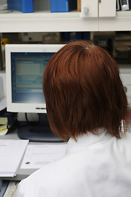 포토 JPG 해외이미지 여자 과학 건강 병원 실험 사람없음 치료 약 건강관리 의사 실험실 결과 질병 과학자 보고서 하이테크 해외포토 직업 컨셉 의학 기술 관리 사람 의료진 학자 파일형식 이미지허브