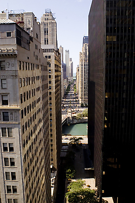 포토 JPG 해외이미지 구름 건축양식 창문 유리 하늘 부동산 벽돌 아파트 돌담 사람없음 건물 가로 도시풍경 컬러풀 사무실 우주 탑 글로벌비즈니스 고층빌딩 도시 비교 작업장 고급 도심 큼 대여 시카고 철강 해외포토 자연요소 건축물 건축 산업 컬러 컨셉 비즈니스 재질 주택 풍경 빌딩 담장 글로벌 미국 돌_바위 재산 크기 파일형식 이미지허브