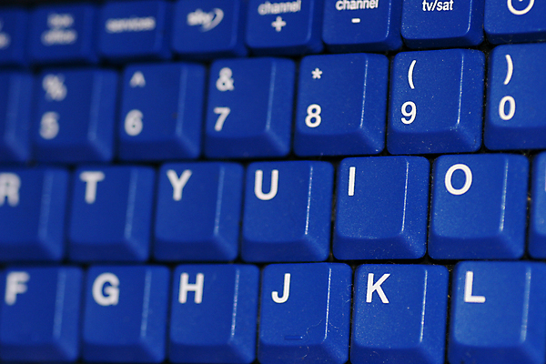 포토 JPG 해외이미지 비즈니스 사람없음 파란색 컴퓨터 키보드 업무 편지 왼쪽 해외포토 컬러 전자제품 작업 방향 파일형식 이미지허브