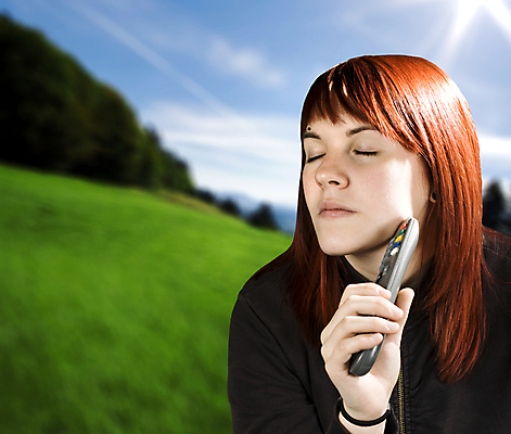 포토 JPG 해외이미지 백인 여자 행복 어린이 상상 청소년 하늘 휴식 산 사랑 한명 미소 초원 10대 초록색 뷰티 텔레비전 희망 꿈 자유 리모컨 결심 유혹 고도 빨간머리 사춘기 피어싱 해외포토 서양인 1 헤어스타일 감정 컬러 컨셉 장신구 표정 사람 전자제품 파일형식 이미지허브