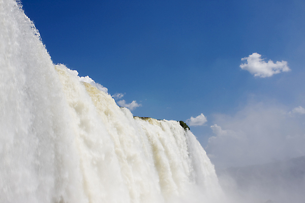 포토 JPG 해외이미지 구름 하늘 사람없음 물 파란색 폭포 떨어짐 분무기 해외포토 자연요소 컬러 컨셉 자연 파일형식 이미지허브