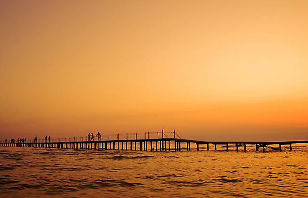 포토 JPG 해외이미지 실루엣 선 파도 바다 백그라운드 오렌지 자연 하늘 추상 휴가 사람 사람없음 빨간색 물 햇빛 태양 노란색 항구 어둠 고요 황혼 황금 야간 저녁 웅장함 잔물결 특별함 수평선 해외포토 자연요소 물결 컬러 컨셉 무늬 과일 교통시설 촬영기법 일몰 생태계 파일형식 이미지허브