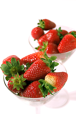 포토 JPG 해외이미지 커플 열매 음식 과일 유리 딸기 디저트 건강 사람없음 빨간색 초록색 침묵 봄 젖음 흰색 신선 맛 먹기 오브젝트 활 유기농 내추럴 고립 식욕 채식주의자 해외포토 식물 웰빙 계절 컬러 컨셉 관계 모션 재질 소리 채식 파일형식 이미지허브