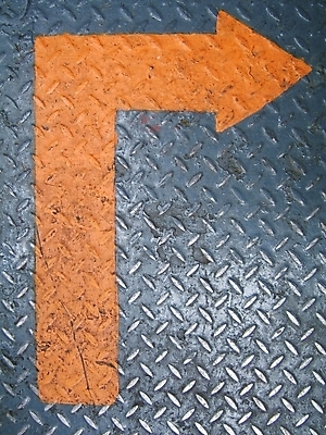 포토 JPG 해외이미지 산업 백그라운드 패턴 오렌지 화살 사람없음 금속 페인트 가리킴 그리기 방향 철 심볼 사인 질감 그런지 철강 해외포토 무늬 과일 모션 재질 손짓 파일형식 이미지허브