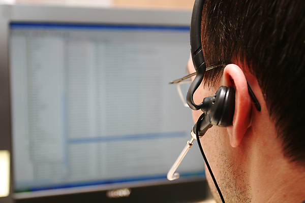 포토 JPG 해외이미지 직업 지도 인터넷 비즈니스 가이드 통신 커뮤니케이션 대화 사람없음 금융 컴퓨터 사무실 모니터 헤드폰 도움 이메일 상담원 전화기 고객 서비스 경영자 감시 비서 해결 관리자 답변 분석가 운영자 지원 편지쓰기 헬프 해외포토 음향기기 컨셉 말하기 경제 전자제품 기록 사무원 편지 리더 파일형식 이미지허브