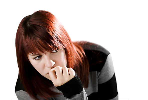 포토 JPG 해외이미지 백인 생각 청소년 한명 10대 가로 뷰티 유행 못 흰배경 빨간머리 사춘기 피어싱 해외포토 서양인 1 헤어스타일 백그라운드 장신구 사람 흰색 공구 파일형식 이미지허브