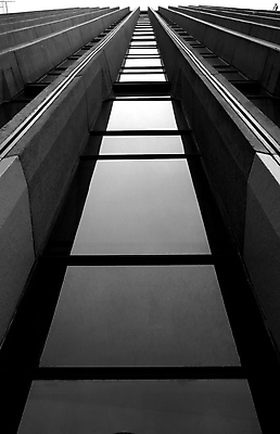 포토 JPG 해외이미지 건축양식 창문 부동산 흑백 사람없음 건물 세로 도시풍경 사무실 글로벌비즈니스 고층빌딩 프랑스 작업장 고급 도심 큼 대여 해외포토 건축물 건축 유럽 산업 컨셉 비즈니스 촬영기법 풍경 빌딩 글로벌 도시 재산 크기 파일형식 이미지허브