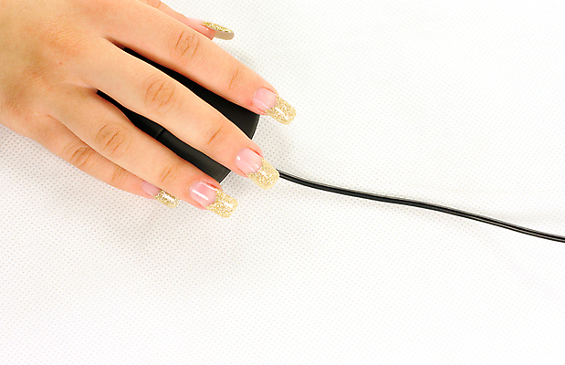 포토 JPG 해외이미지 손 여자 손가락 관리 사람 성인 사람없음 사무실 뷰티 상점 못 화려 우아함 쥐 손톱관리 손톱 피부 그림 만들기 광택 돌봄 특별함 해외포토 컨셉 비즈니스 모션 신체부위 공구 설치류 네일아트 파일형식 이미지허브