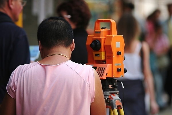 포토 JPG 해외이미지 직업 외관 남자 산업 아시아 노동자 거리 사람 동양인 성인 사람없음 야외 중국 장비 공구 업무 작업 엔지니어 장면 공학 진짜 해외포토 교육 나라 인종 도구 기술자 파일형식 이미지허브