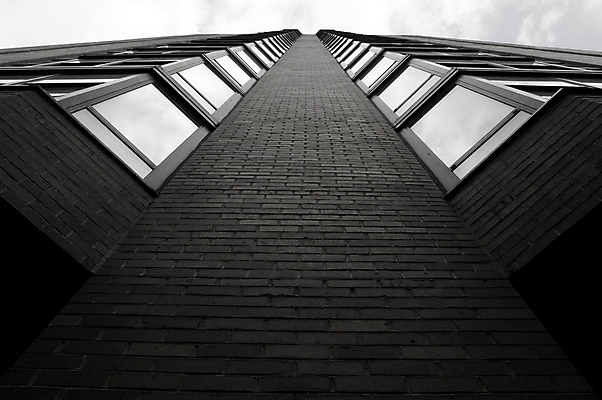 포토 JPG 해외이미지 구름 건축양식 창문 유리 하늘 부동산 벽돌 아파트 돌담 흑백 사람없음 건물 가로 도시풍경 사무실 우주 탑 글로벌비즈니스 고층빌딩 도시 비교 작업장 모서리 고급 도심 매끈함 큼 대여 대출 시카고 철강 해외포토 자연요소 건축물 건축 산업 컨셉 비즈니스 재질 주택 촬영기법 풍경 빌딩 금융 담장 글로벌 미국 돌_바위 감각 재산 크기 파일형식 이미지허브