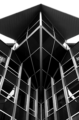 포토 JPG 해외이미지 건축양식 창문 하늘 부동산 아파트 흑백 사람없음 건물 도시풍경 사무실 탑 글로벌비즈니스 고층빌딩 작업장 고급 도심 큼 대여 철강 해외포토 건축물 건축 산업 컨셉 비즈니스 주택 촬영기법 풍경 빌딩 글로벌 도시 재산 크기 파일형식 이미지허브