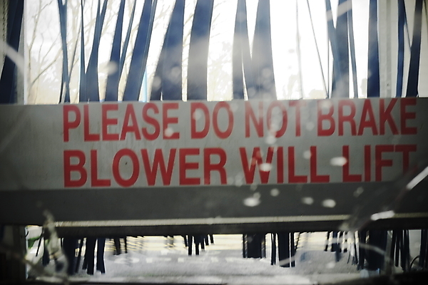 포토 JPG 해외이미지 자동차 경고 사람없음 줄무늬 빨래 편지 사인 해외포토 육상교통 가사 무늬 파일형식 이미지허브