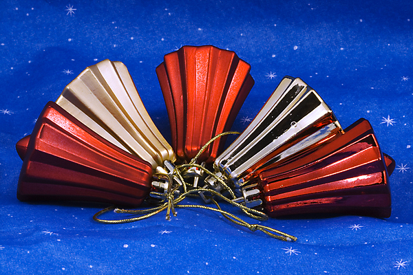 포토 JPG 해외이미지 나무 계절 행복 크리스마스 겨울 공 응원 유리 휴가 새해 기념 매달리기 사랑 사람없음 장식 빛 평화 나뭇가지 원형 12월 여의주 해외포토 도형 식물 기념일 감정 컨셉 모션 재질 날짜 파일형식 이미지허브