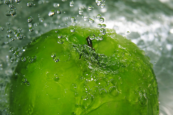 포토 JPG 해외이미지 물결 백그라운드 사람없음 초록색 물 액체 사과 청사과 스플래쉬 해외포토 자연요소 컬러 과일 파일형식 이미지허브