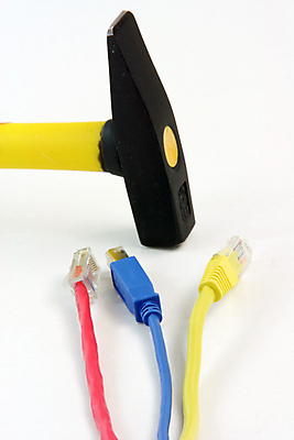 포토 JPG 해외이미지 산업 백그라운드 컨셉 사람없음 빨간색 파란색 컴퓨터 노란색 금속 흰색 도구 업무 작업 연결 플라스틱 USB 땅 아래 오브젝트 해외포토 컬러 재질 전자제품 방향 위치 파일형식 이미지허브