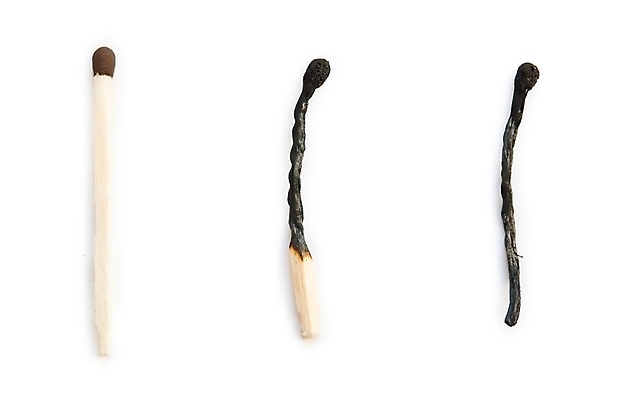 포토 JPG 해외이미지 종이 음식 백그라운드 컨셉 비즈니스 불 불꽃 조명 사람없음 목재 빛 상자 쌓기 우주 힘 공백 펼침 장비 에너지 흰색 오픈 뜨거움 막대기 끝 숲 위험 작음 성냥 오브젝트 복고 순환 팩 연소 스트라이크 점화 헬프 화상 생존 해외포토 자연요소 나무 컬러 재료 모션 화장품 도움 상처 크기 파일형식 이미지허브