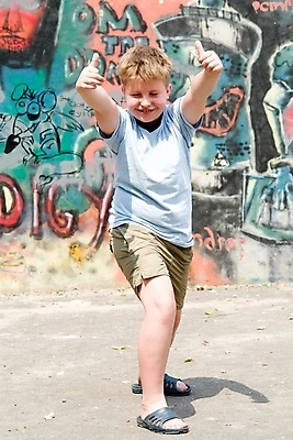 포토 JPG 해외이미지 디자인 문화 어린이 선 벽 백그라운드 패턴 곡선 학교 추상 거리 기술 미술 한명 소년 그래픽 빨간색 파란색 청춘 뷰티 꼬리표 페인트 기록 도시 점 거친 그리기 그래피티 시원함 그림 질감 분무기 타운 그런지 에어로졸 효과 해외포토 1 교육 남자 컬러 컨셉 무늬 모션 문화예술 사람 라벨 낙서 파일형식 이미지허브