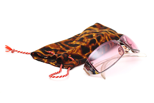 포토 JPG 해외이미지 안경 분홍색 그림자 사람없음 선글라스 햇빛 태양 유행 덮개 우아함 코드 보호 플라스틱 싱글 자외선 해외포토 자연요소 잡화 컬러 컨셉 재질 뚜껑 파일형식 이미지허브