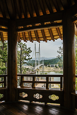 포토 JPG 주간 풍경 사람없음 야외 강 경상북도 정자 김천 출렁다리 국내포토 자연요소 건축물 다리_건축물 경상도 파일형식