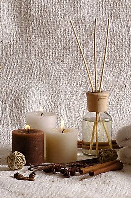 포토 JPG 해외이미지 꽃 종이 커피 불교 자연 불 휴식 실내 건강 사람없음 수건 한개 뷰티 약 건강관리 스파 목욕 활발 약재 신선 뜨거움 액체 그룹 영혼 선택 기름 향수 순수 향신료 명상 향기 소금 개성 아로마테라피 테라피 돌봄 바닐라 바디케어 시나몬 정물화 천진난만 핸드메이드 카피스페이스 완전 해외포토 자연요소 식물 1 종교 음료 음식 컨셉 의학 모션 관리 내부 위생용품 청결 화장품 공백 그림 생태계 냄새 향미료 파일형식 이미지허브