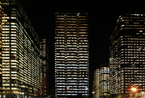 포토 JPG 해외이미지 비즈니스 건축양식 창문 유리 하늘 성공 휴가 새로움 직장 사람없음 건물 금융 빛 사무실 반사 노란색 탑 고층빌딩 성장 도시 시간 재산 도심 야간 큼 정사각형 상승 네온 지역 스카이라인 빛망울 철강 콘크리트 해외포토 자연요소 도형 건축물 건축 컬러 컨셉 회사 재질 빌딩 경제 크기 파일형식 이미지허브