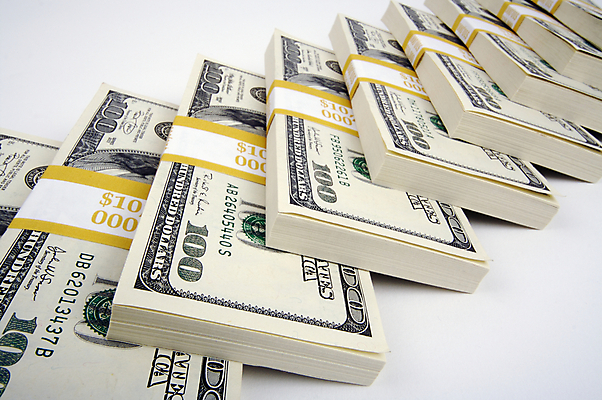 포토 JPG 해외이미지 지폐 돈 실내 사람없음 금융 경제 달러 돈다발 흰배경 외화 일렬 100달러 많음 해외포토 백그라운드 컨셉 내부 흰색 재산 파일형식 이미지허브