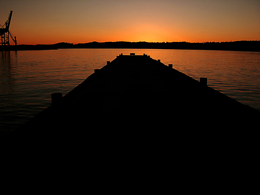 포토 JPG 해외이미지 실루엣 바다 노르웨이 사람없음 목재 물 햇빛 태양 일출 항구 야간 저녁 해외포토 자연요소 나무 유럽 재료 교통시설 촬영기법 노을 파일형식 이미지허브