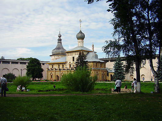 포토 JPG 해외이미지 나무 기독교 종교 여행 건축양식 하늘 사람 사람없음 초록색 교회 러시아 옛날 해외포토 식물 건축 유럽 컬러 종교건축 건물 파일형식 이미지허브