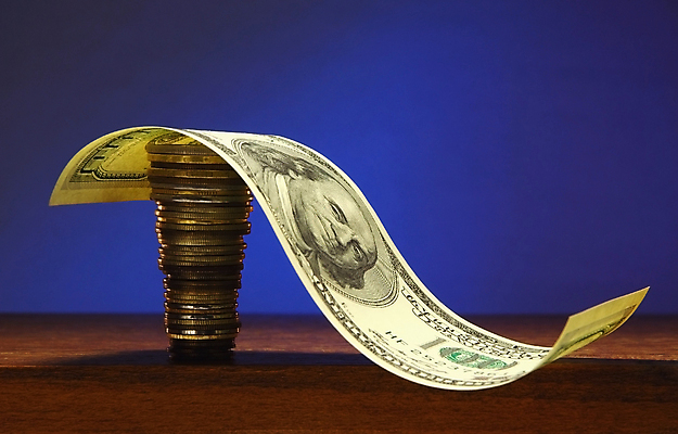 포토 JPG 해외이미지 종이 컨셉 돈 비즈니스 사람없음 금융 파란색 달러 금속 동전 검은색 어둠 희망 침묵 꿈 저축 추위 자유 야간 무서움 플라스틱 가난 시력 신분 이익 제비 축적 대통령 수입 위기 지원 무너짐 해외포토 자연요소 감정 컬러 모션 재질 조류 경제 소리 재산 파일형식 이미지허브