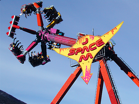 포토 JPG 해외이미지 포즈 모션 휴가 노르웨이 사람없음 축하 바퀴 유머 보험 사방 해외포토 감정 유럽 컨셉 파일형식 이미지허브