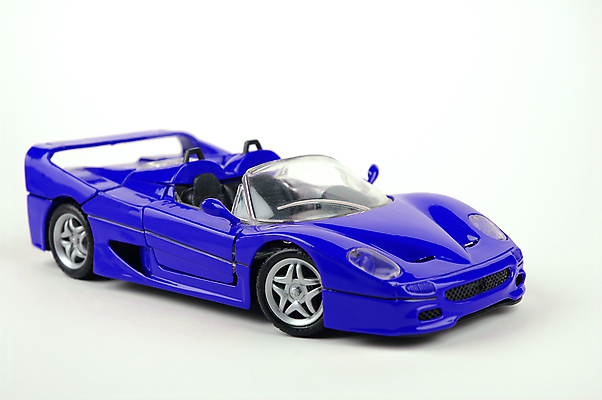 포토 JPG 해외이미지 모델 어린이 스포츠 자동차 놀이 노르웨이 선물 사람없음 파란색 장난감 운동 금속 운전 흰색 오픈 바퀴 시장 클래식 오브젝트 오픈카 속도 쉬는시간 보험 고립 임대 자동 해외포토 유럽 육상교통 컬러 컨셉 모션 승용차 재질 휴식 건강 사람 경제 파일형식 이미지허브