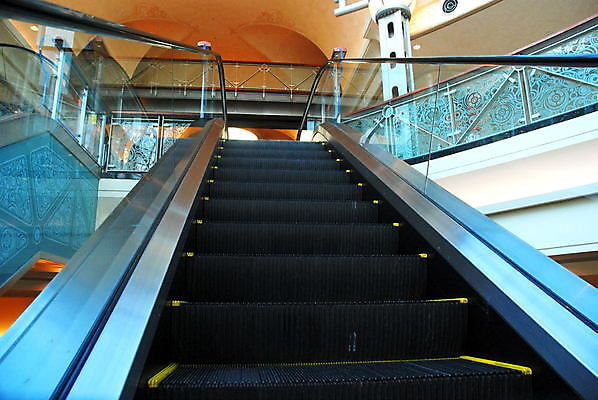 포토 JPG 해외이미지 모션 들기 사람없음 계단 리프트 에스컬레이터 단계 해외포토 파일형식 이미지허브