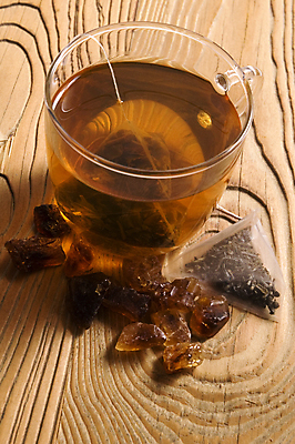 포토 JPG 해외이미지 티타임 실내 사람없음 찻잔 나무바닥 티백 흑설탕 해외포토 휴식 잔 바닥 내부 차_음료 설탕 파일형식 이미지허브