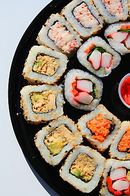 포토 JPG 해외이미지 접시 음식 백그라운드 채소 밥 새우 건강 육류 어류 요리 동양인 사람없음 일본 식사 저녁식사 초밥 게 흰색 그룹 해조류 맛 고추냉이 참치 날것 칼로리 모음 생강 동쪽 아보카도 점심식사 고립 줄서기 맛있는 해외포토 식기 아시아 컬러 컨셉 과일 식재료 모션 갑각류 인종 한글 수중동물 양념 해양식물 방향 일본음식 파일형식 이미지허브