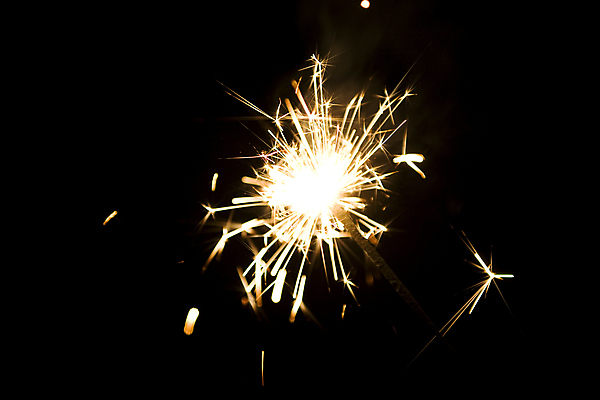 포토 JPG 해외이미지 검은배경 폭죽 불꽃놀이 사람없음 빛 축하 연소 스파클라 해외포토 백그라운드 컨셉 놀이 검은색 파일형식 이미지허브