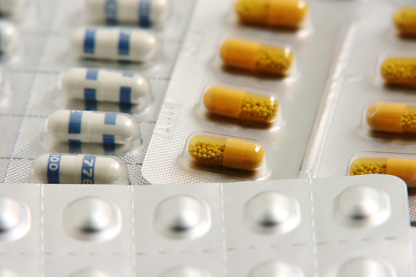 포토 JPG 해외이미지 건강 병원 사람없음 치료 알약 약 고통 간호사 의사 질병 약국 두통 처방 비타민 제비 보험 조제 마약 해외포토 감정 의학 조류 의료진 만들기 영양소 파일형식 이미지허브