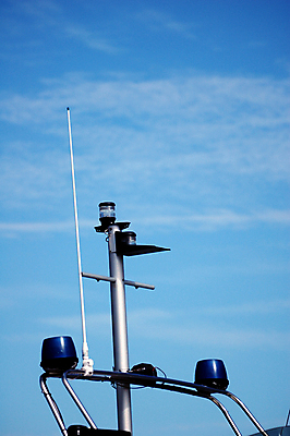 포토 JPG 해외이미지 바다 통신 안테나 노르웨이 사람없음 여름 파란색 빛 보트 경찰 번개 묘사 보안 소통 해외포토 직업 계절 유럽 컬러 컨셉 배_교통 날씨 안전 파일형식 이미지허브