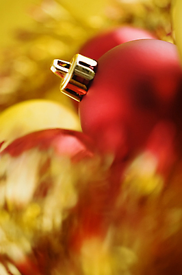 포토 JPG 해외이미지 계절 백그라운드 크리스마스 공 휴가 사람없음 장식 빨간색 빛 노란색 장식볼 축하 닫기 오브젝트 해외포토 기념일 컬러 컨셉 모션 파일형식 이미지허브