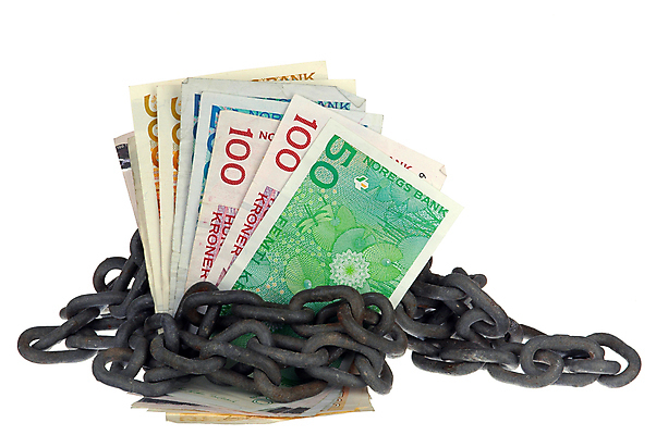 포토 JPG 해외이미지 종이 돈 비즈니스 노르웨이 안전 사람없음 금융 숫자 금속 힘 반지 행운 고리 닫기 보호 연결 접속 수집 철 보안 가치 보험 옛날 중고 해외포토 문자 유럽 컨셉 장신구 모션 재질 경제 재산 파일형식 이미지허브