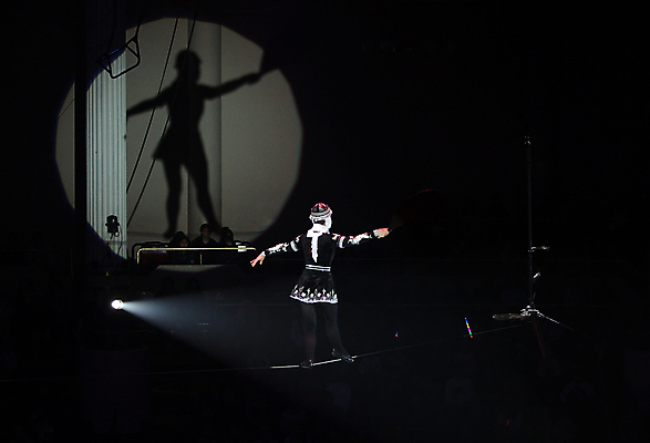 포토 JPG 해외이미지 밧줄 사람없음 배우 서커스 쇼 해외포토 줄 연예인 파일형식 이미지허브