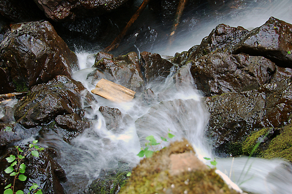 포토 JPG 해외이미지 자연 사람없음 초록색 물 강 갈색 폭포 부드러움 해외포토 자연요소 컬러 감각 생태계 파일형식 이미지허브